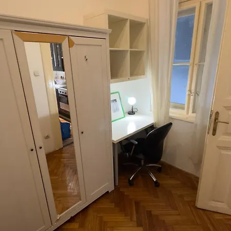 Holiday Apartment *